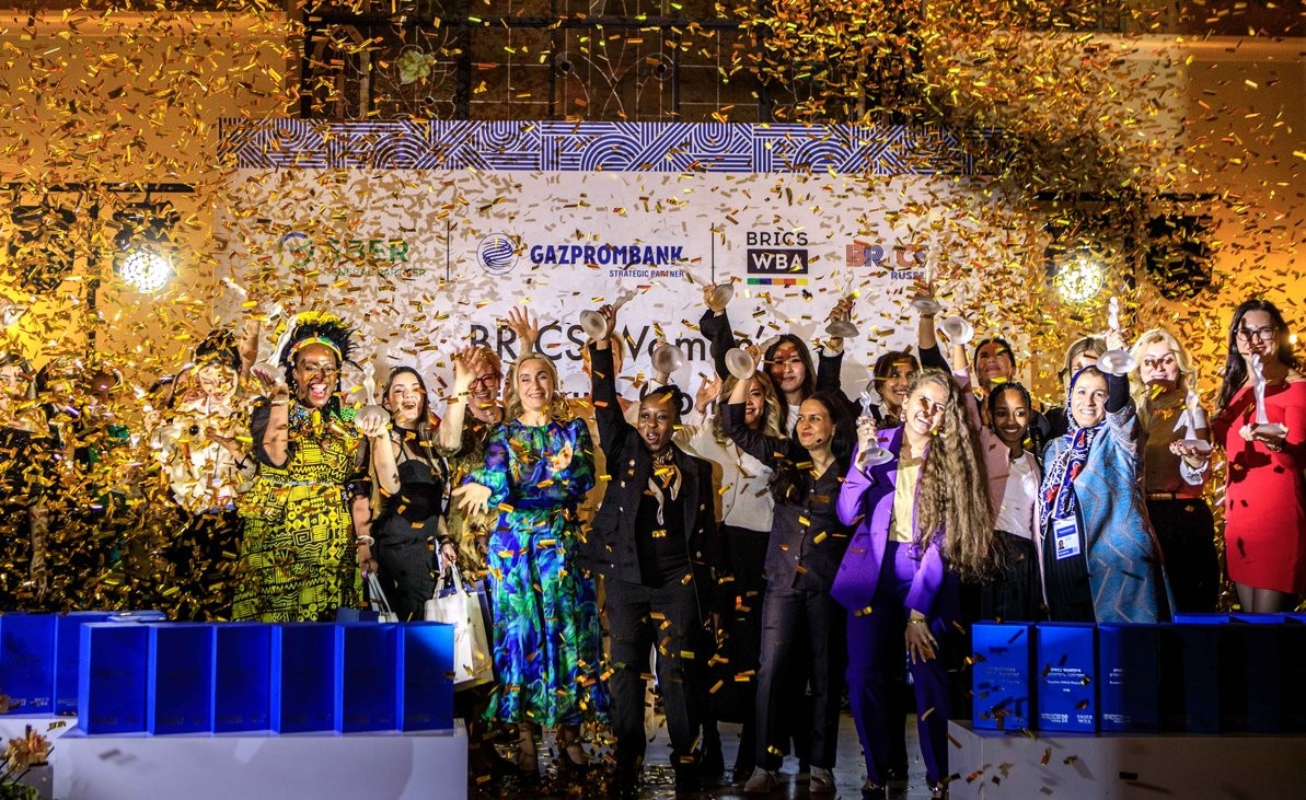 اعظم کرمی، مدیرعامل شرکت ویرا کویر، برنده جایزه معتبر مسابقه استارت‌آپ‌های زنان بریکس در حوزه هوش مصنوعی شد.